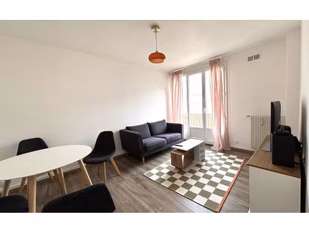 location appartement  36 m² t-2 à tours  750 €