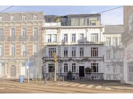 belle propriété commerciale (500 m²) à louer au cœur de gand