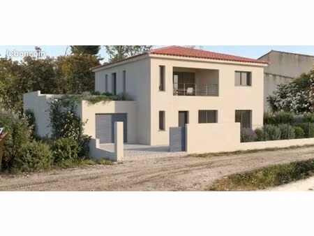 terrain + villa d'architecte 1km de la plage