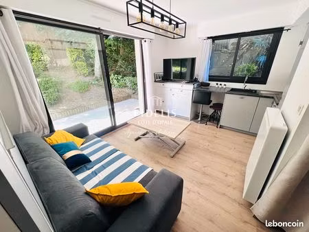 studio 1 pièce 22 m²