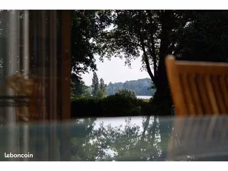 maison 188 m² — piscine couverte — vue erdre — 7 chambres — 22 min nantes