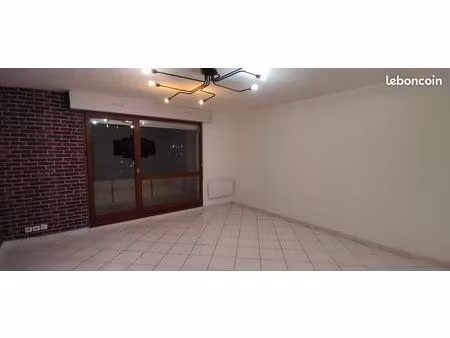 t3 non meublé