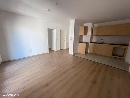 appartement 2 pièces 55 m²