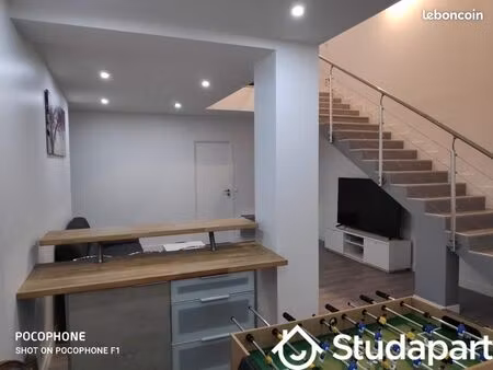 chambre 1 pièce 13 m²