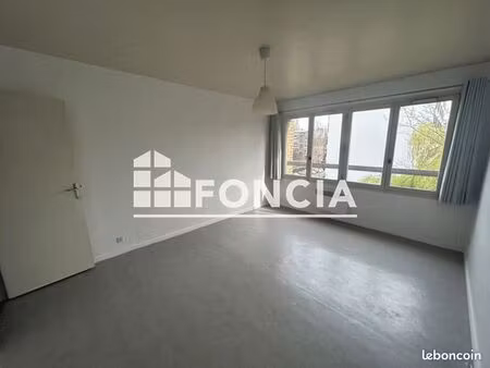 studio 1 pièce 26 m²