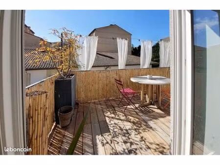 appartement de 52 m2 avec balcon et place de parking