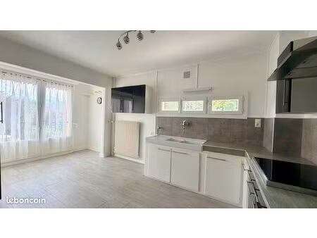 appartement 3 pièces 64 m²