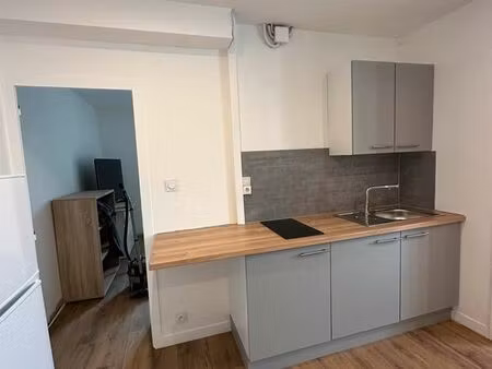 t2 38m² neuf rénové + cuisine équipée - la guerche-de-bretagne