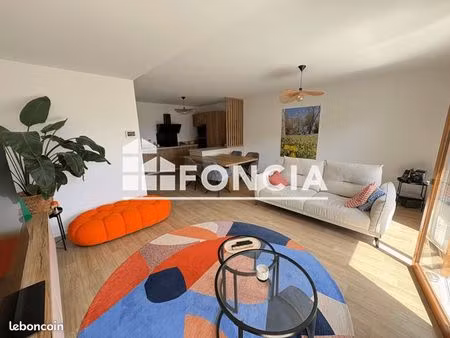 appartement 3 pièces 84 m²
