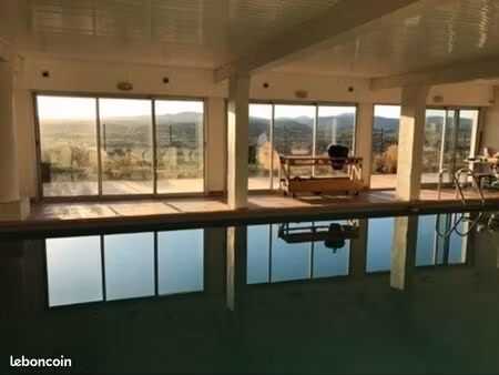 35kms montpellier  villa 78m²  piscine interieure villa f3 avec tres belle vue  1 grande p