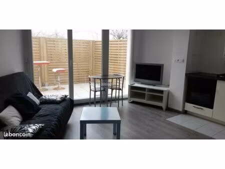 studio 1 pièce 30 m²