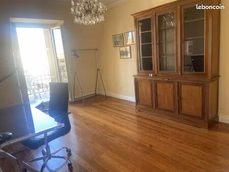 chambre 1 pièce 15 m²