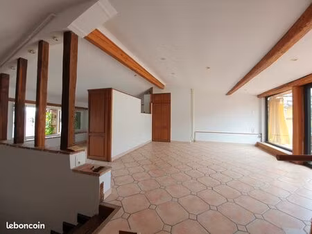 appartement 3 pièces 74 m²