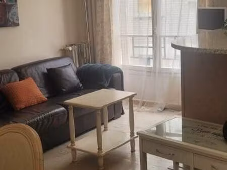 studio 1 pièce 19 m²