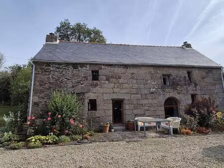 vente maison à kergrist-moëlou (22110) : à vendre / 117m² kergrist-moëlou