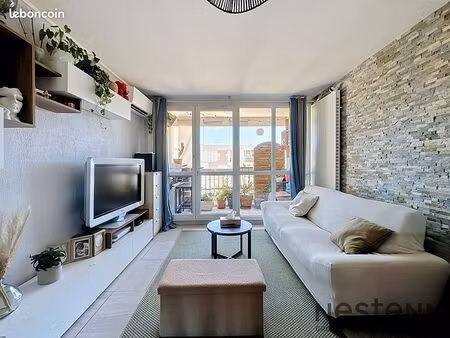 appartement 4 pièces 79 m²