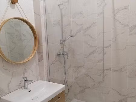 studio 1 pièce 23 m²
