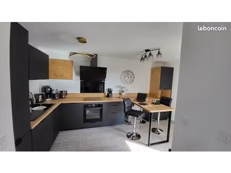 appartement - 3 pièces - 65m²