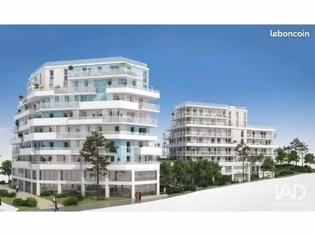 boutique 284 m² marseille