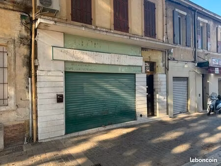 local commercial saint jerome
