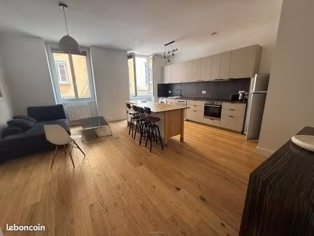appartement 3 pièces 74 m²