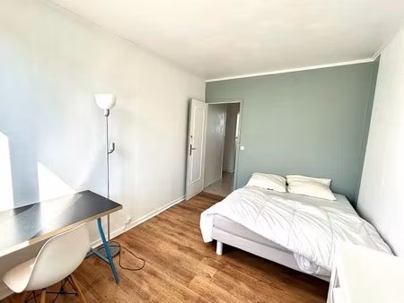 3 pièces de 64m² au 3ème étage avec ascenseur