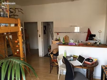 très agréable studio au calme
