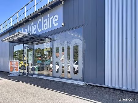 commerce divers 317 m²