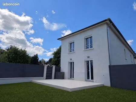 maison . 72 m² . 3 pièces