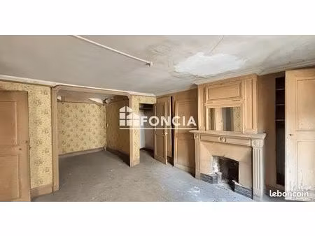 ? à vendre – plateau à aménager – 45 53 m2 - villefranche-sur-saône - rue nationale - 6940