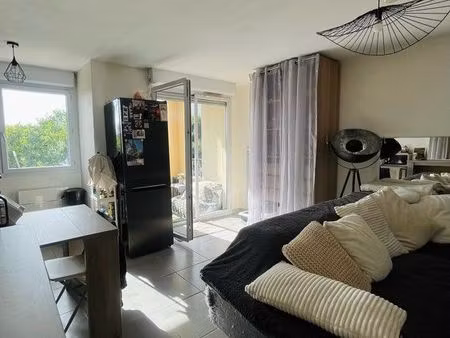 appartement t2 44m2 piscine grigny