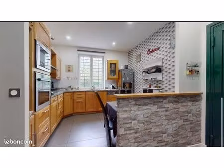 appartement 53m2 entièrement rénové gare d’oullins