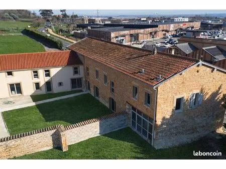 maison 3 pièces 90 m²