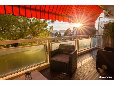 location meublée étudiante – vue mer – juan-les-pins – 1er sept 2026 au 31 mai 2027