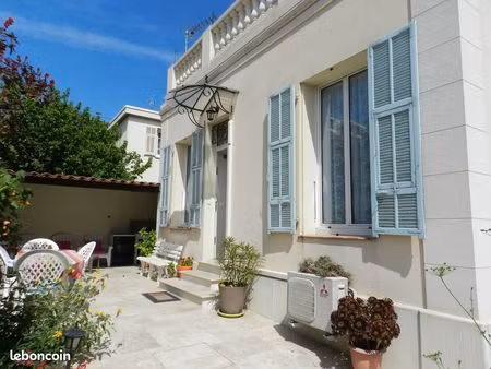 nice ouest  pour étudiante exclusivement  studio dans villa et jardin