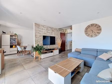 appartement t3/4 (80m2)