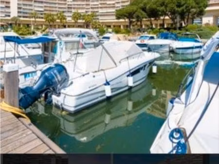 loue place de bateau 8 80m x 3 00m 299 euros ttc à cannes marina sur mandelieu