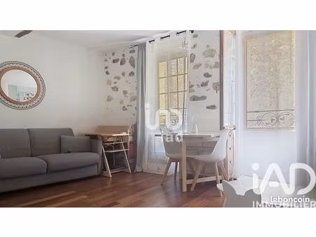 studio 3 pièces 83 m²