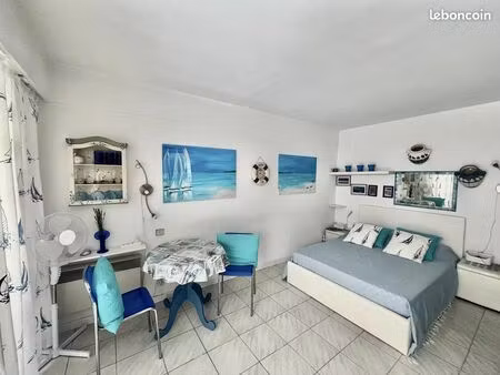 studio palm beach - pieds dans l'eau