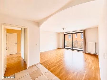 appartement 4 pièces 99 m²