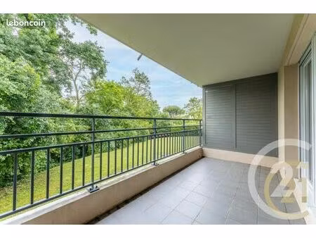 appartement 4 pièces 93 m²