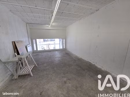 loft/atelier/surface 3 pièces 206 m²