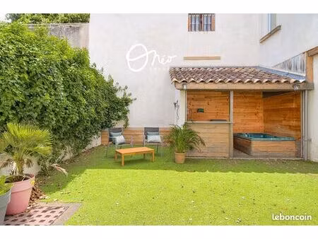 maison de ville 6 pièces 146 m²