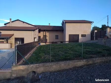 maison 5 pièces 110m² et terrain 1 ha