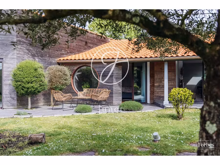 maison de luxe à vendre dans le quartier grammoire-billardière