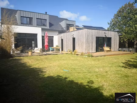 maison de luxe à vendre à le hézo