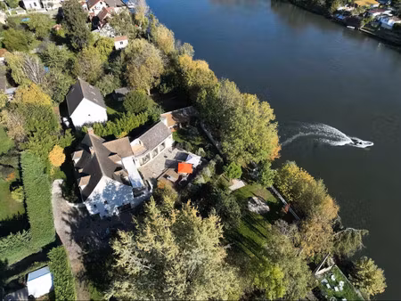 villa de luxe à vendre à médan