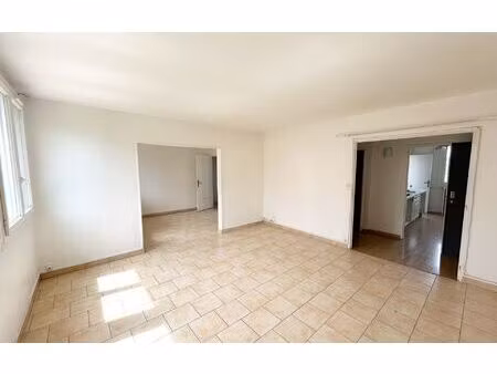appartement meaux 86.28 m² t-5 à vendre  180 000 €