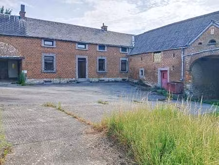 grande ferme de caractère à lamontzée  6 chambres