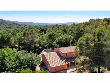 maison de luxe à vendre à forcalqueiret